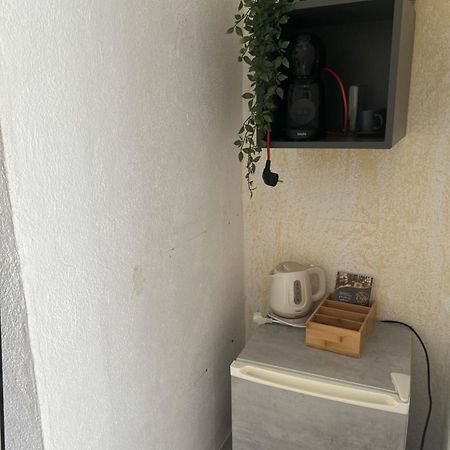 Soba Za Odmor P&E Hotell Kaštel Štafilić Exteriör bild