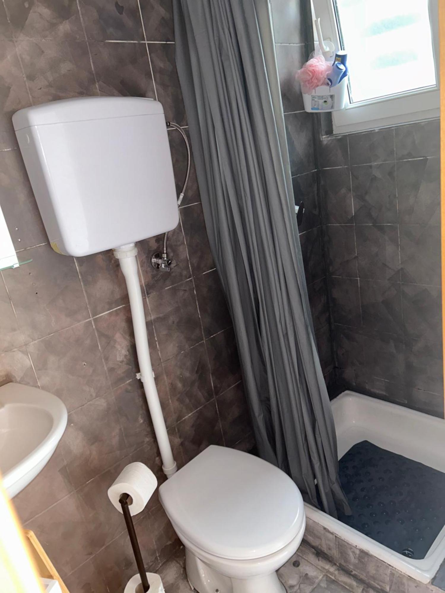 Soba Za Odmor P&E Hotell Kaštel Štafilić Exteriör bild